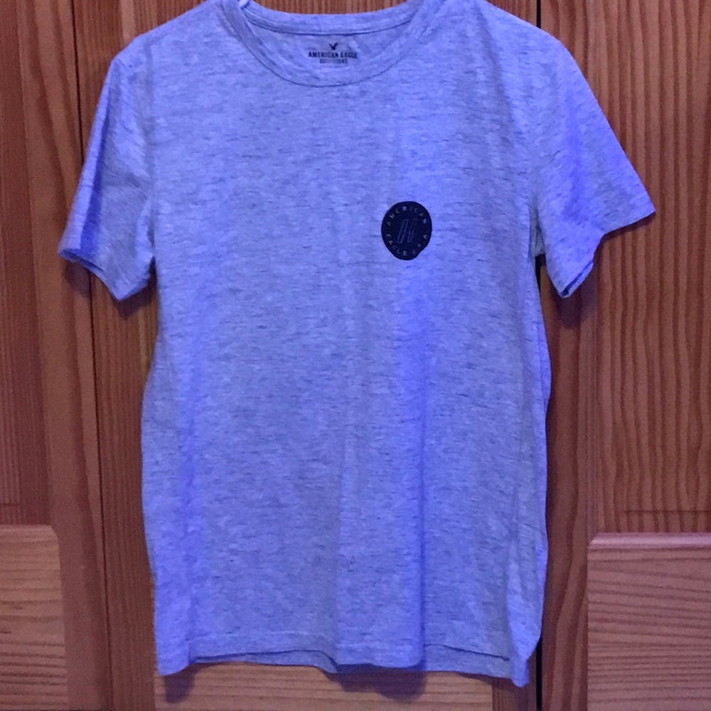 Men’s american eagle shirt